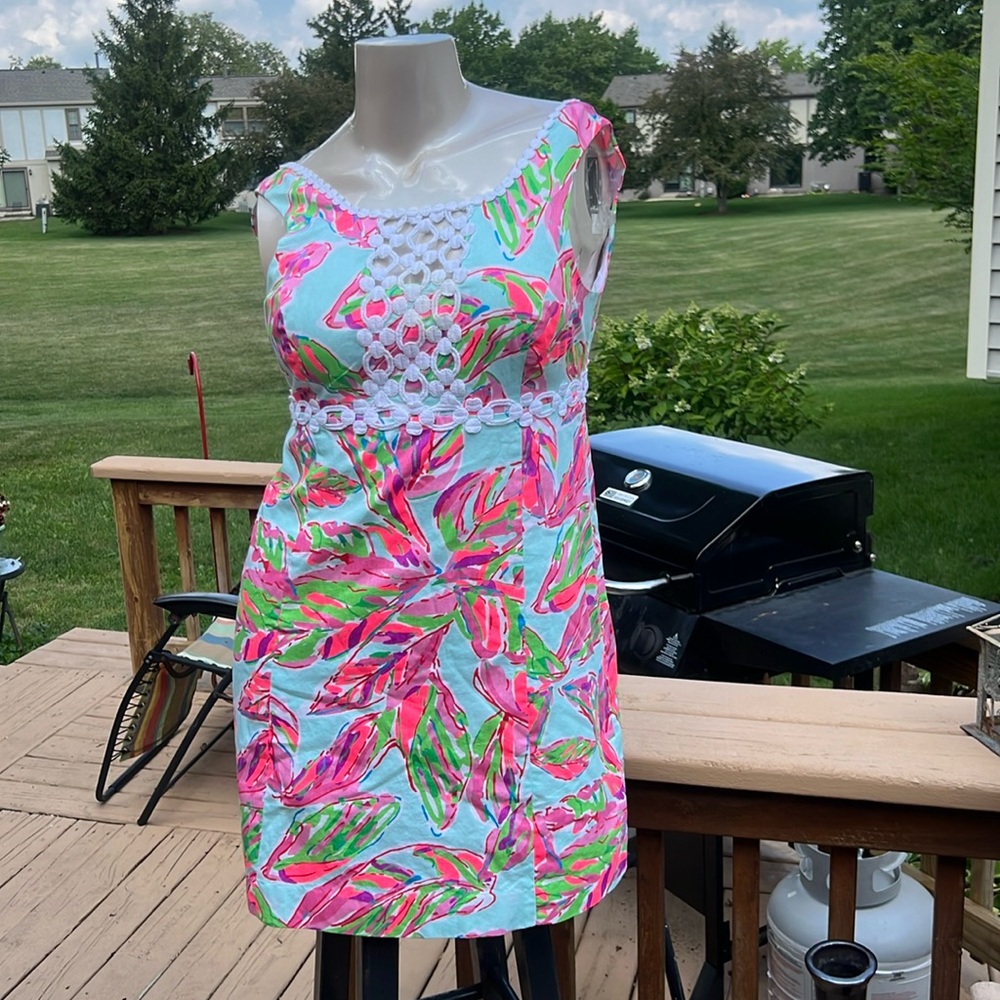 Lilly Pulitzer Rosie in the Vias Lace Detail Square Neck Shift Dress 14 fits 12